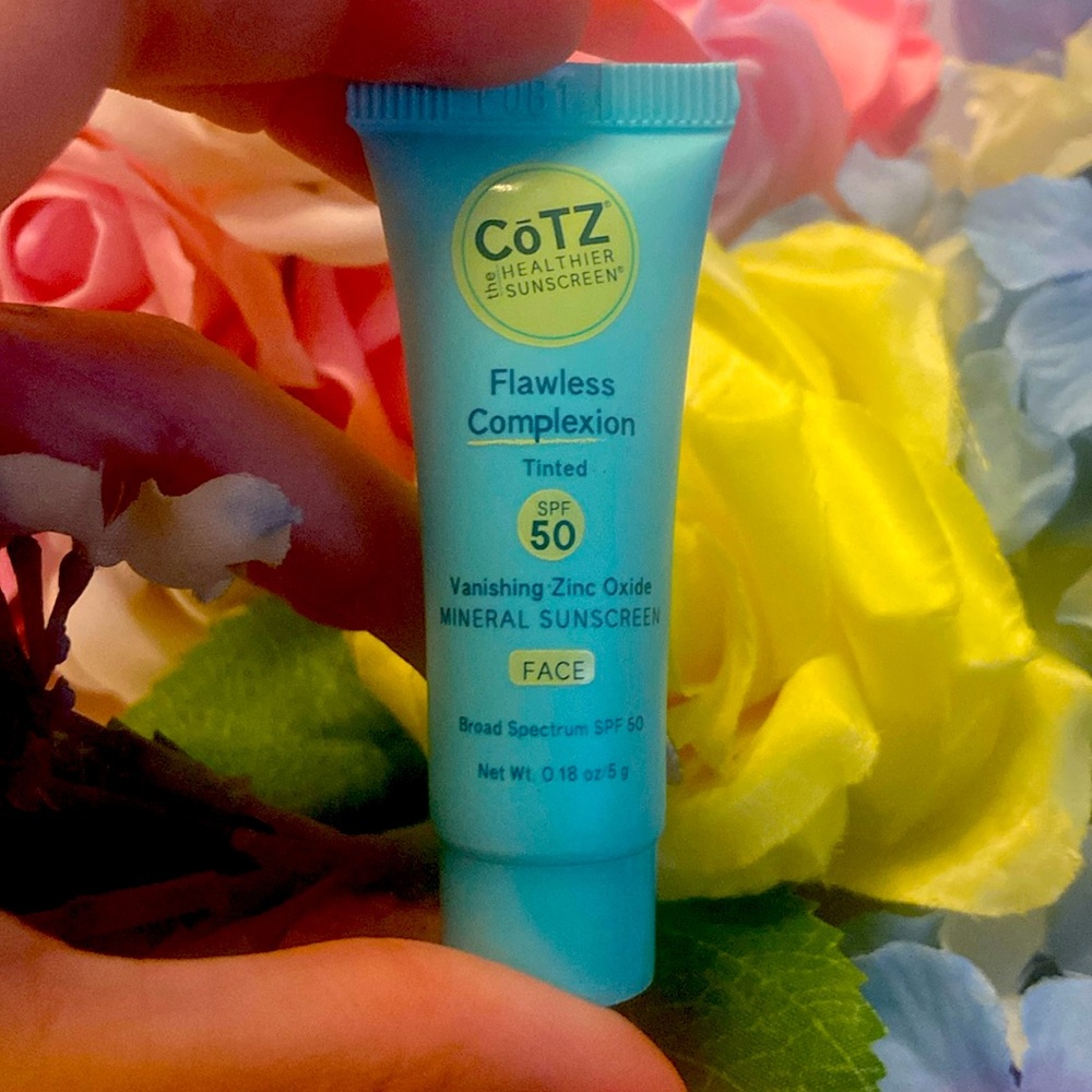 CoTZ The HEALTHIER SUNSCREEN Flawless Complexion Tinted SPF 50 face sunscreen 🌞
